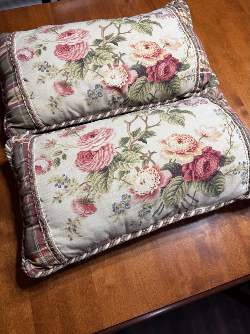 Waverly Luxury Vintage Floral Rose Print Decorative Throw Pillows - Set of 2